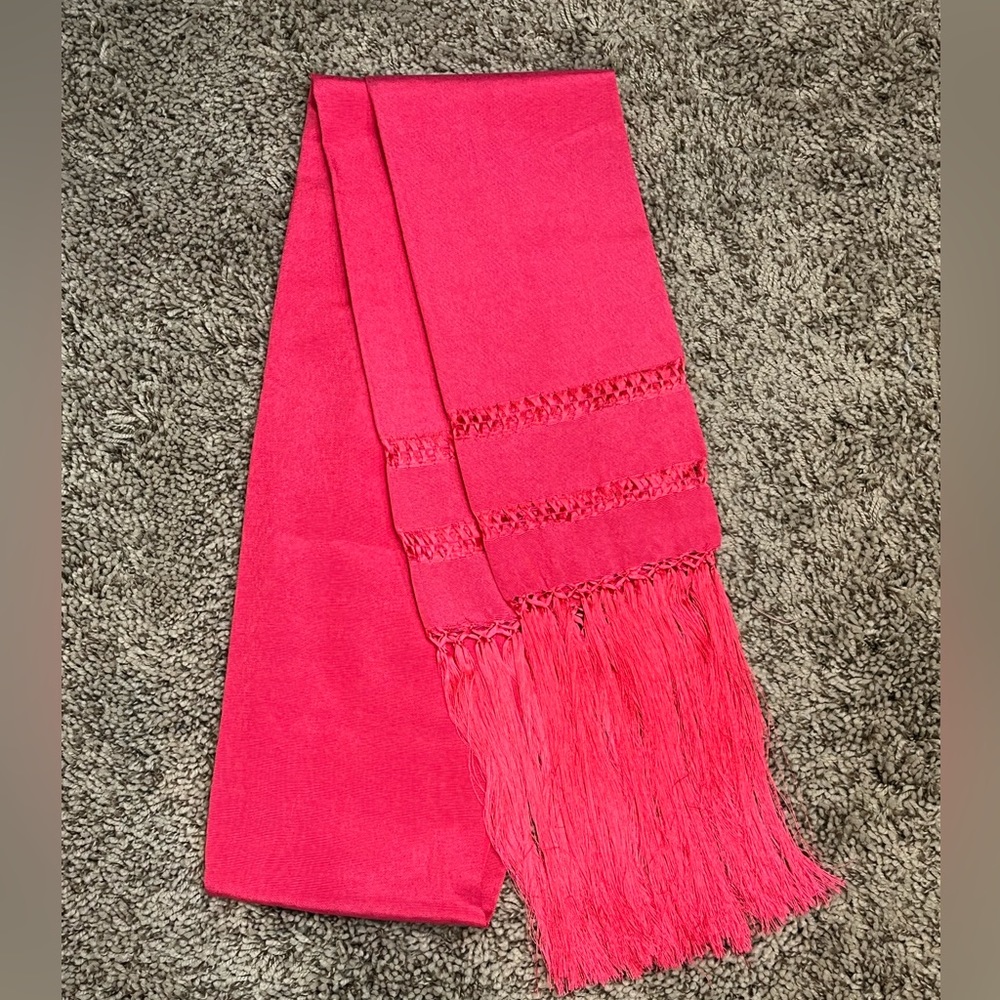 Scraf/Shawl/wrap - Picture 12 of 12